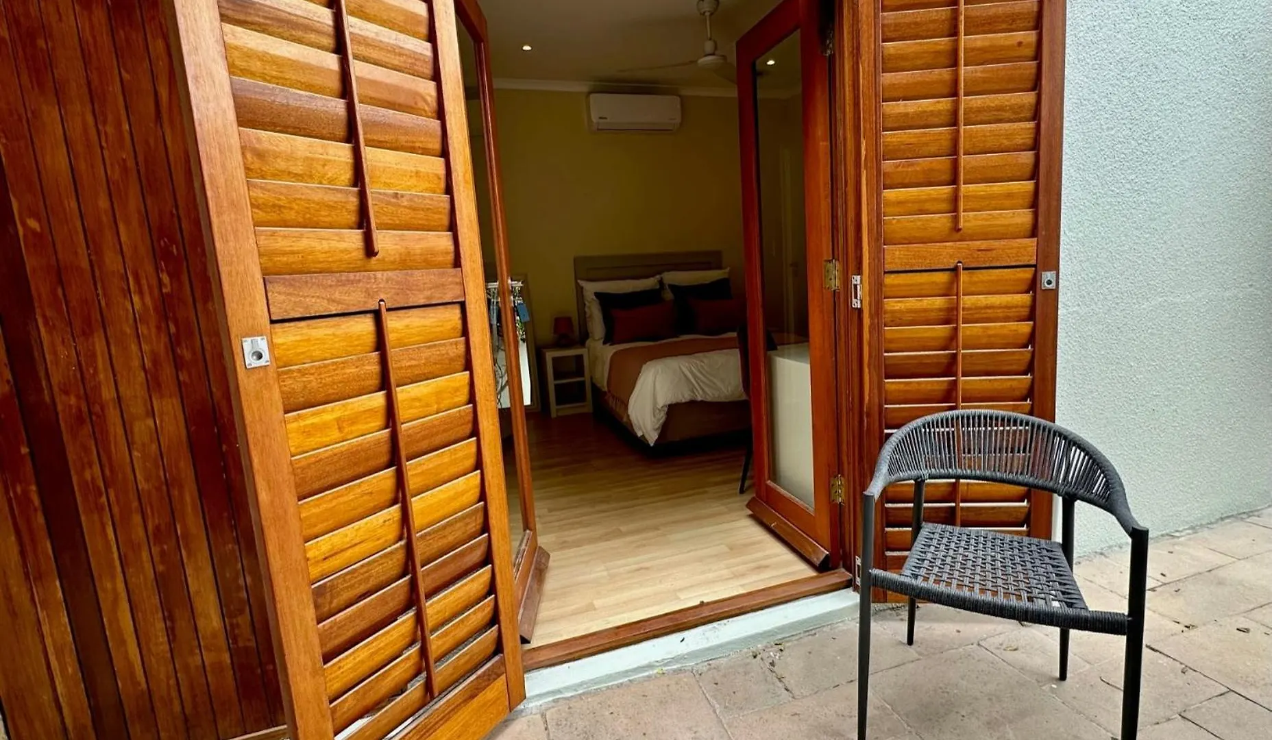Loloho Lodge - 24H Solar Power Cape Town