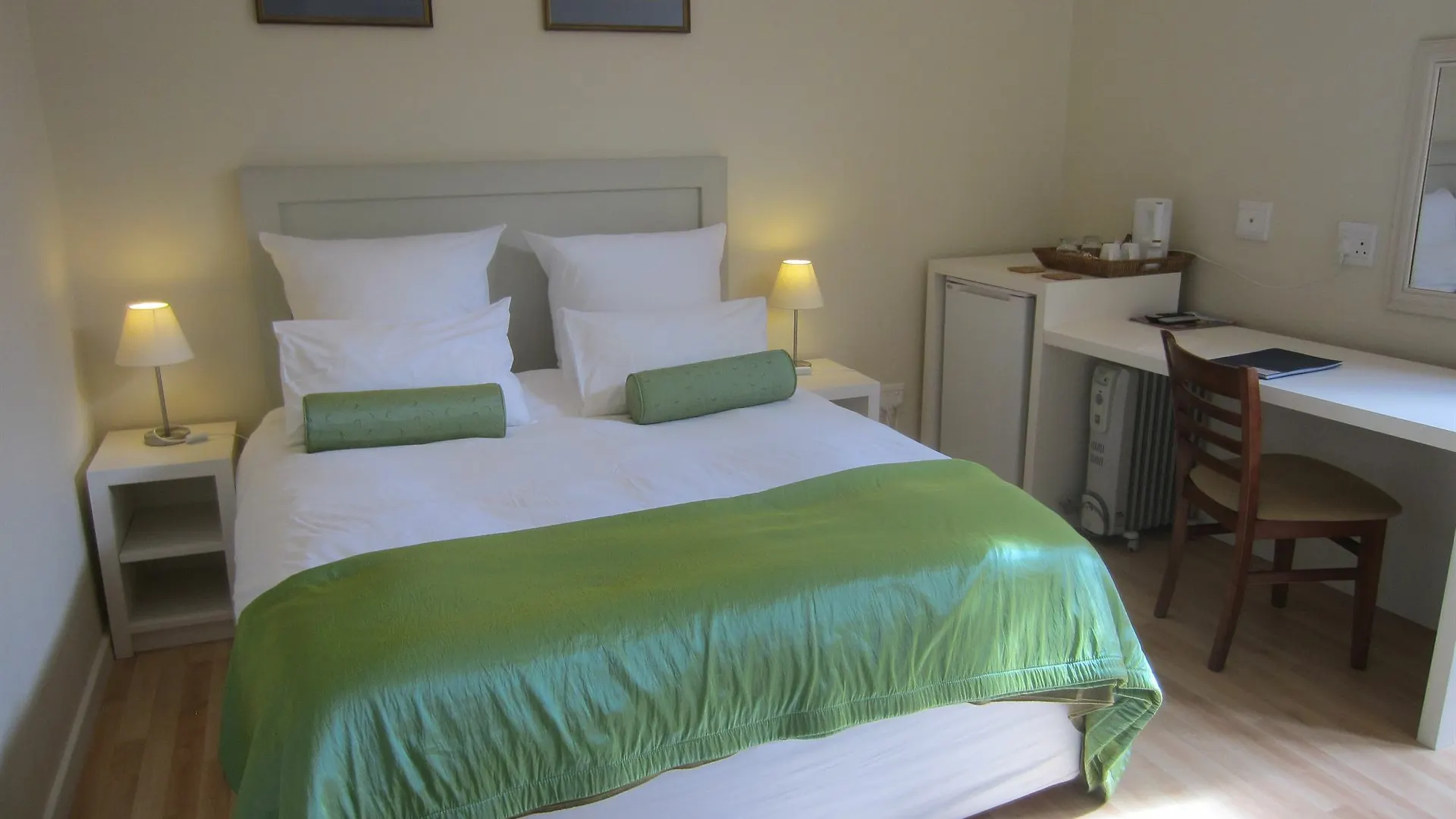 **** Oda ve Kahvaltı Loloho Lodge - 24H Solar Power Cape Town Güney Afrika
